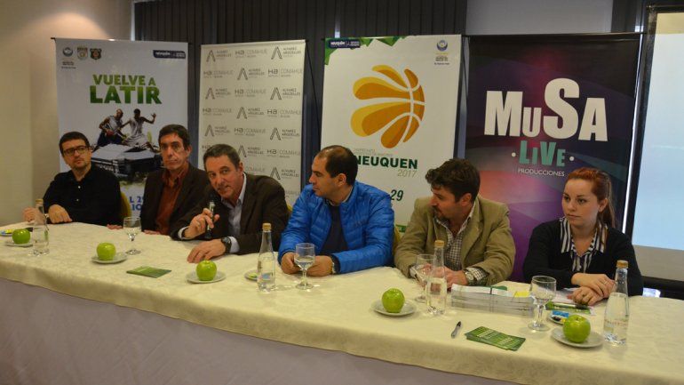 El presidente Jorge Comoli