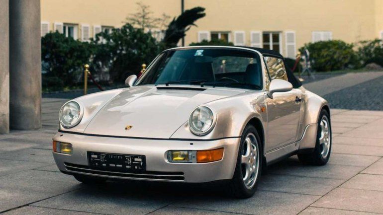 El Porsche de Maradona fue vendido en más de 500 mil dólares