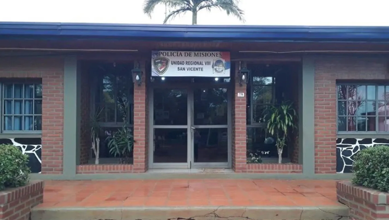 Discutió con su pareja y prendió fuego la casa con sus hijos adentro