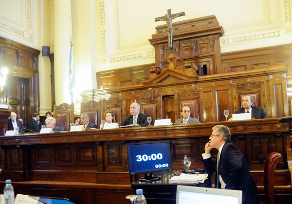 La Corte rechazó el planteo de un jubilado para no pagar Ganancias