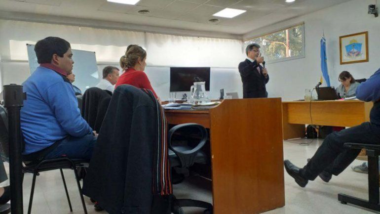 Asesino condenado a 30 años, estaba libre y robó un club de Cutral Co