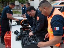 Una brigada de Santa Fe especializada en derrumbes busca a los jubilados desaparecidos en Chubut. Una brigada de Santa Fe especializada en derrumbes busca a los jubilados desaparecidos en Chubut.