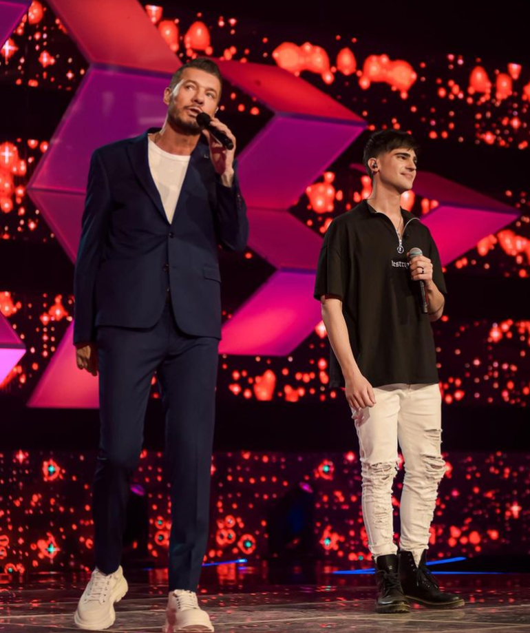 Emmanuel Francia en su paso por Canta Conmigo Ahora.