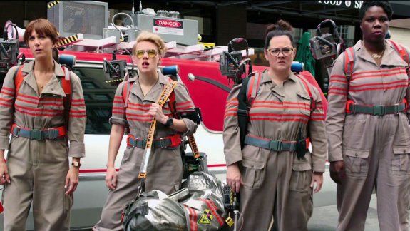 La saga Cazafantasmas regresa con elenco femenino, pero con guiños, chistes y cameos de personajes de las entregas anteriores. &nbsp;