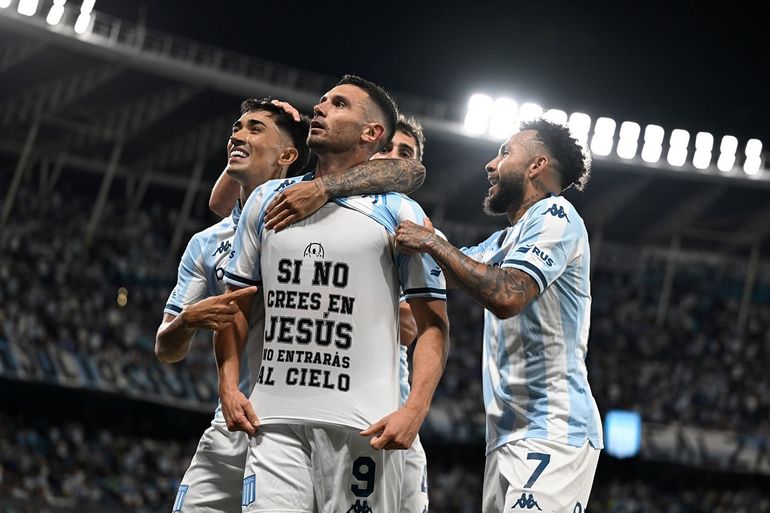 Otro milagro de Maravilla Martínez, que volvió a jugar lesionado y metió un doblete