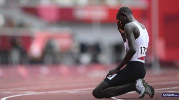 el desgarrador llanto de un atleta refugiado que se tropezo y termino ultimo el desgarrador llanto de un atleta refugiado que se tropezo y termino ultimo