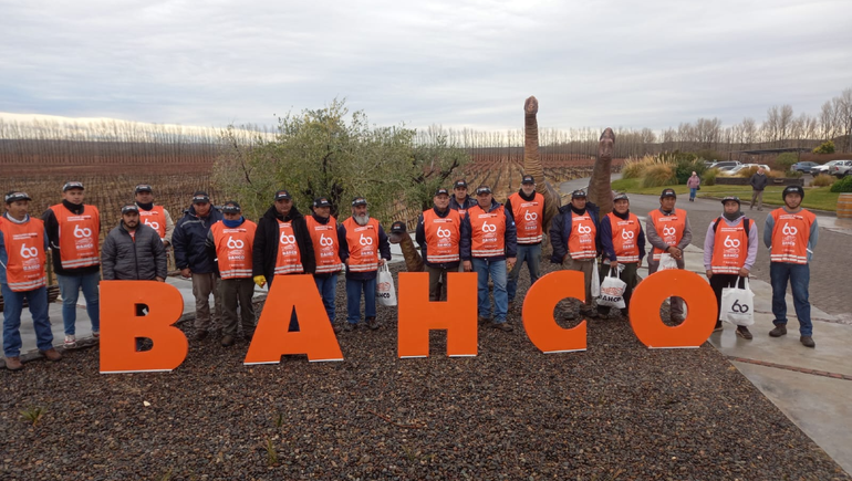 Bodega Familia Schroeder fue sede del 7° concurso de poda profesional de vid