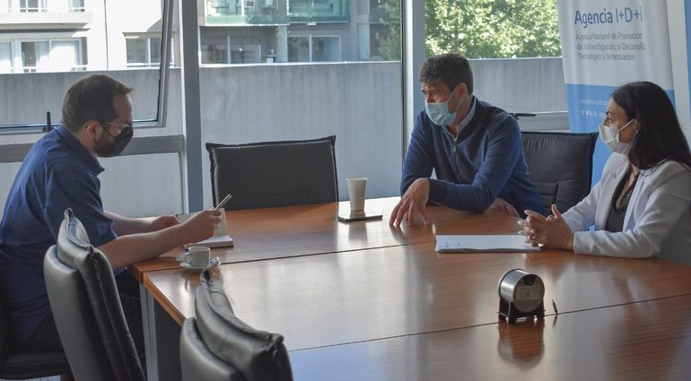 Neuquén coordina con Salud Nación fortalecer la producción de medicamentos