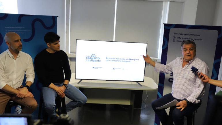 Marcelo Inaudi, presidente del Consejo Municipal de Seguridad, estuvo presente en la conferencia e informó los datos sobre siniestros viales y seguridad ciudadana. Marcelo Inaudi, presidente del Consejo Municipal de Seguridad, estuvo presente en la conferencia e informó los datos sobre siniestros viales y seguridad ciudadana.