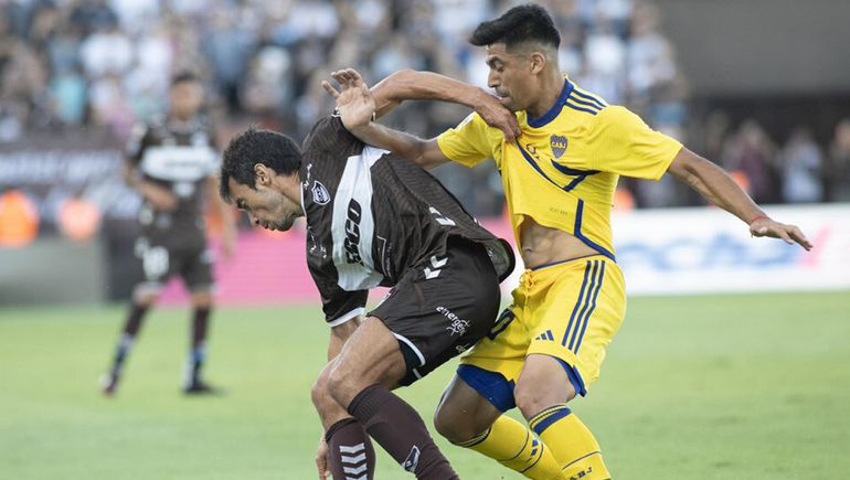 Boca busca su primer triunfo en la Copa de la Liga Profesional: hora, formaciones y TV