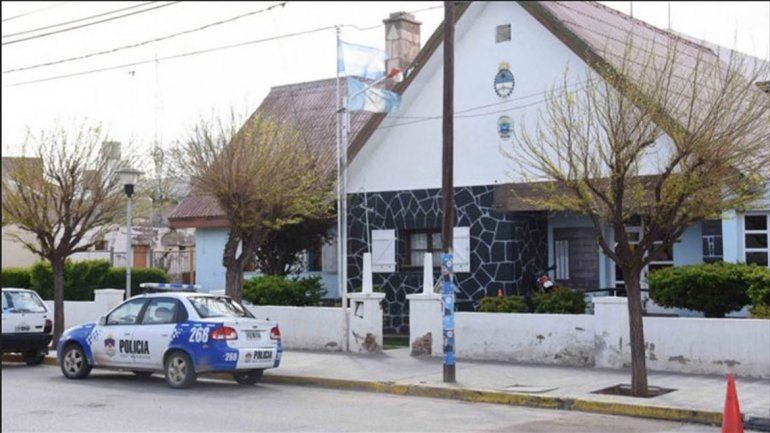 Lo encerraron y le llevaron 10 chivos para recibir el 2018