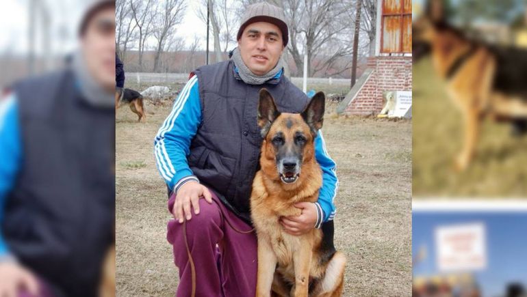 Guillermo Sandoval y su perro Jarno. Guillermo Sandoval y su perro Jarno.
