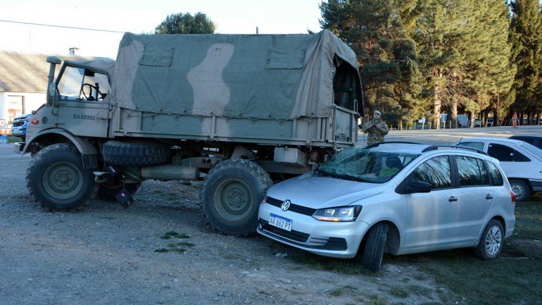 Manejaba borracho y chocó contra un camión del Ejército