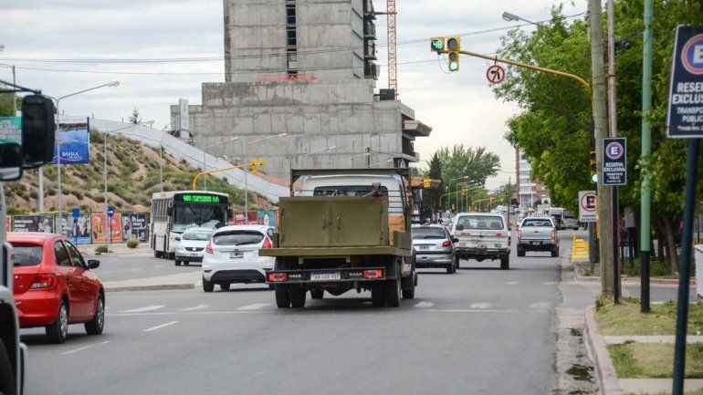 El tránsito vehicular se suspenderá desde el lunes y hasta el viernes. El tránsito vehicular se suspenderá desde el lunes y hasta el viernes.