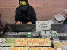 Un llamado anónimo al 0800-DROGAS motivó el inicio de una investigación que se extendió un mes y medio. Un llamado anónimo al 0800-DROGAS motivó el inicio de una investigación que se extendió un mes y medio.