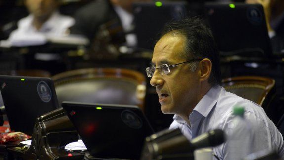 Diputado de Cambiemos presentó su proyecto para legalizar el aborto