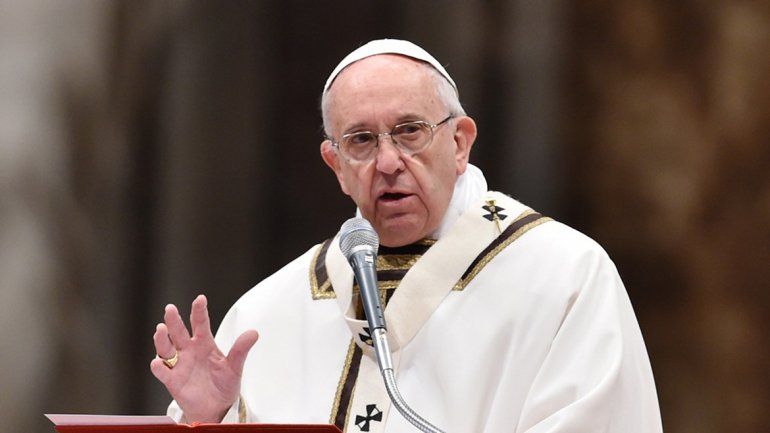 Le objetan su postura ante la comunión de los divorciados.