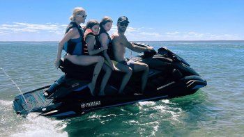 las mejores fotos de nicole neumann y manu urcera de fiesta en la region las mejores fotos de nicole neumann y manu urcera de fiesta en la region