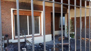 les robaron y les prendieron fuego las casas en nochebuena