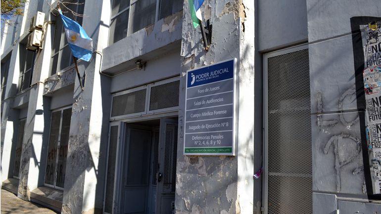 El edificio judicial de España y Urquiza en Cipolletti será renovado íntegramente. El edificio judicial de España y Urquiza en Cipolletti será renovado íntegramente.