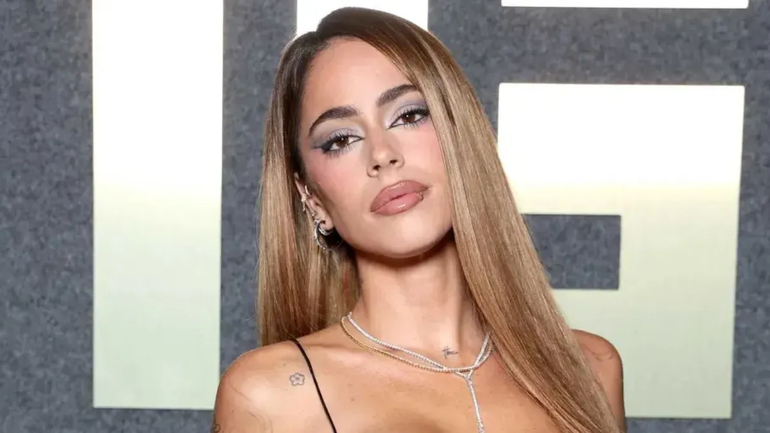 El video de Tini Stoessel a los besos con un actor chileno