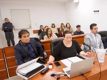 Los abogados querellantes que representan a las docentes y a ATEN.
