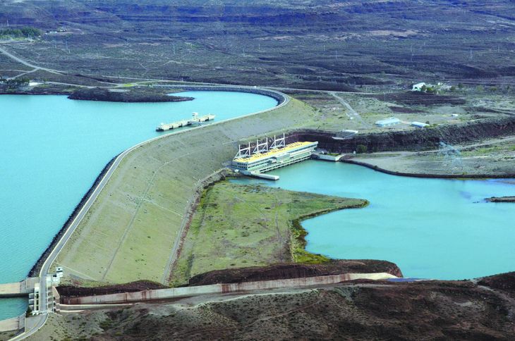 Las sequías continuas en regiones como el noroeste de EE.UU. y China han reducido la generación en algunos países. Las sequías continuas en regiones como el noroeste de EE.UU. y China han reducido la generación en algunos países.