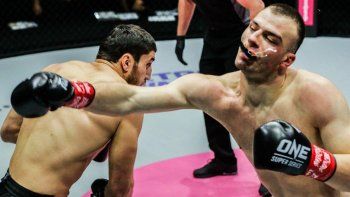 lo desmayo de un pinazo: el impactante nocaut que recorre el mundo lo desmayo de un pinazo: el impactante nocaut que recorre el mundo