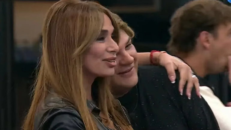 Noelia la Gata y Emmanuel Vich en la casa de Gran Hermano. Noelia la Gata y Emmanuel Vich en la casa de Gran Hermano.