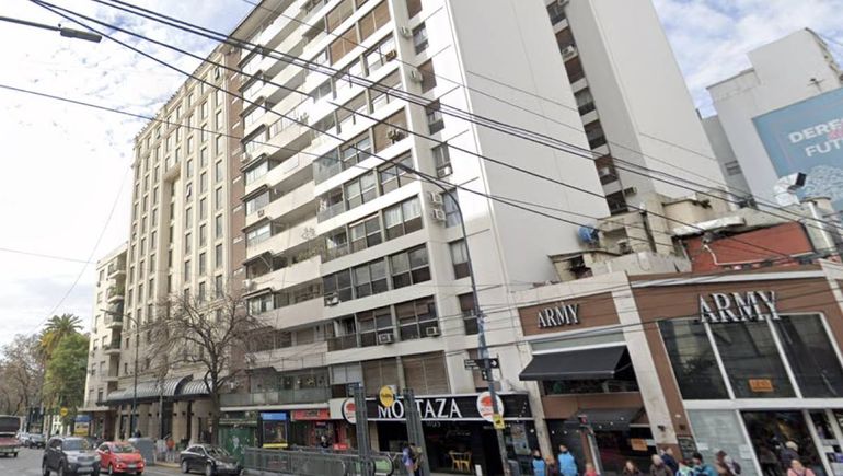Una pareja se atrincheró en un edificio de Caballito y amenazó con saltar al vacío desde 20 pisos