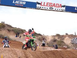 espectacular cierre de la primera fecha del argentino de motocross: los ganadores espectacular cierre de la primera fecha del argentino de motocross: los ganadores