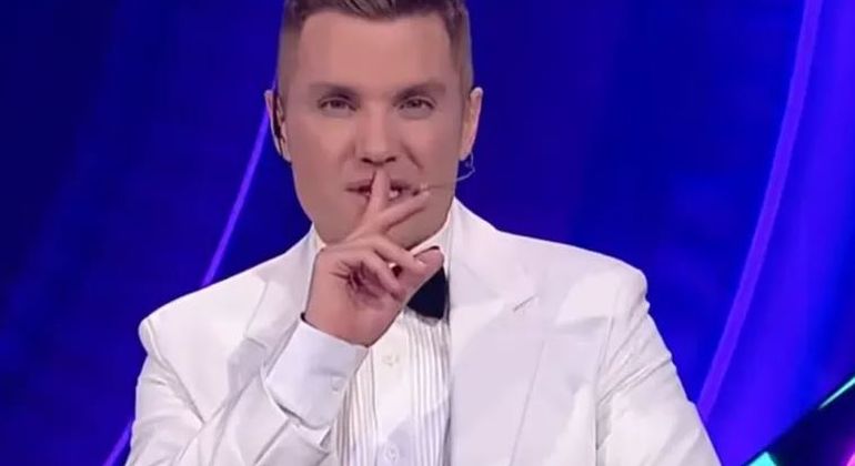 Así es la milanesa con cara de Santiago del Moro: la reacción del conductor