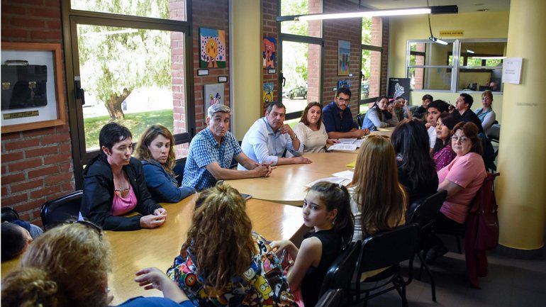 CPEM 6: confirmaron bancos para los 17 alumnos de Cutral Co