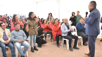 Rolando Figueroa busca mejorar el sistema de planes de viviendas. Rolando Figueroa busca mejorar el sistema de planes de viviendas.