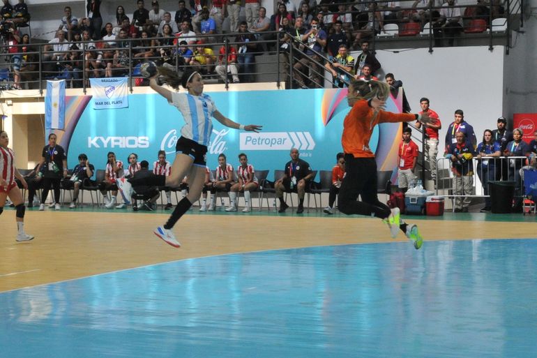 El seleccionado de handball femenino avanza en los Juegos Odesur