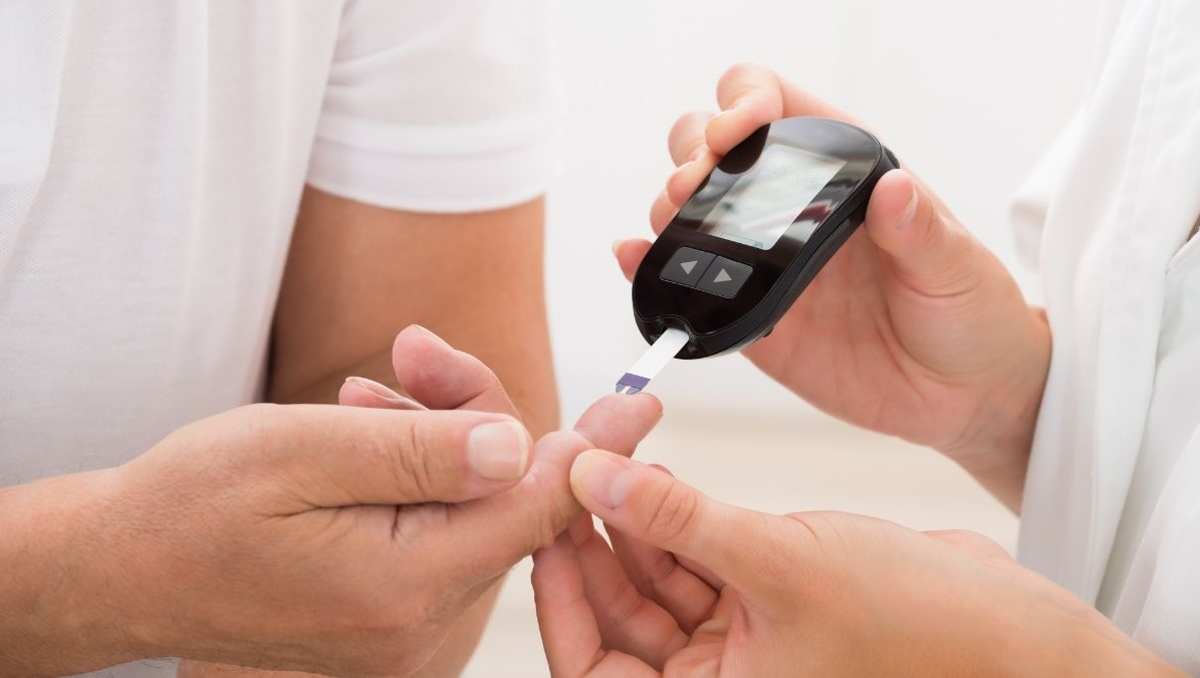 Qué es una hipoglucemia y cómo actuar ante ella