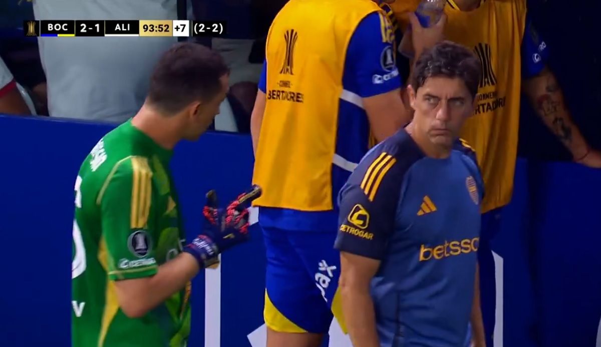 Nunca visto: el cambio de Brey por Marchesín y la explicación de Gago