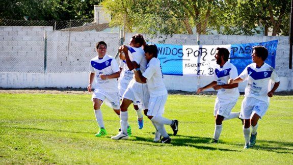 El equipo zapalino volvió al ruedo en la liga local tras un año desafectado y ahora apunta a regresar a primera.
