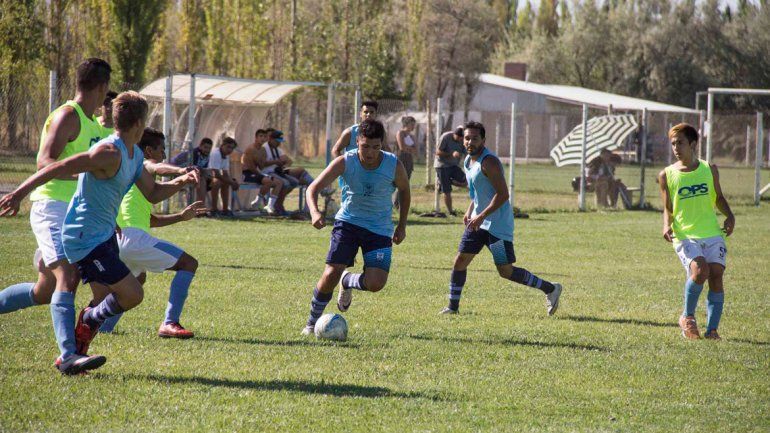 Los equipos de Parra y Martínez ya se cruzaron en la pretemporada y no se sacaron diferencia. Fue un 0-0 en Cipolletti.