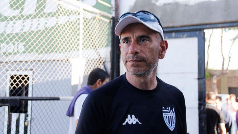 Cipo gana 1-0 y asegura la permanencia