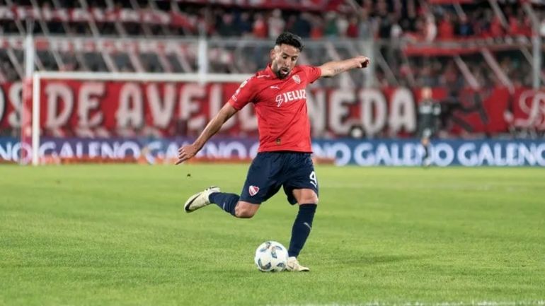 Mauricio Isla, a punto de irse de Independiente Mauricio Isla, a punto de irse de Independiente