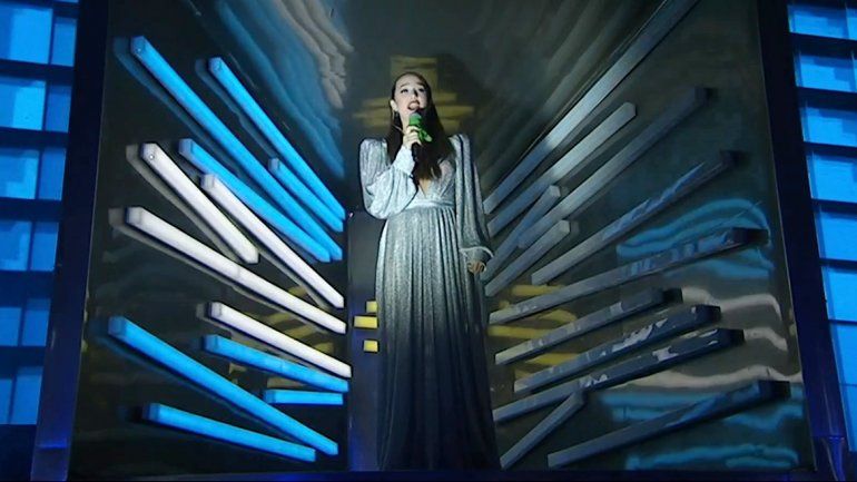 El himno abortero de Simona irritó a Eduardo Feinmann