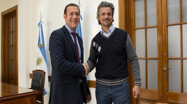 Gutiérrez recibió al empresario que contratará a las obreras textiles