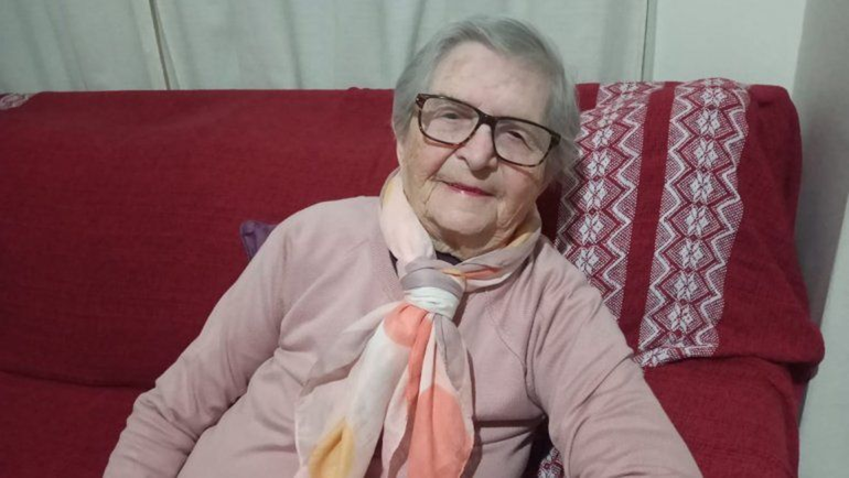 Historias que emocionan: la abuela de las abuelas cumplió 106 años
