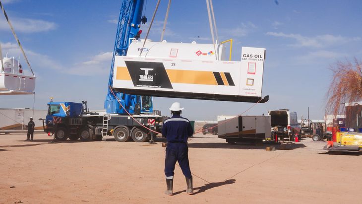 Campamentos que no se detienen: Luis Arceo, la empresa que sostiene la operación en Vaca Muerta