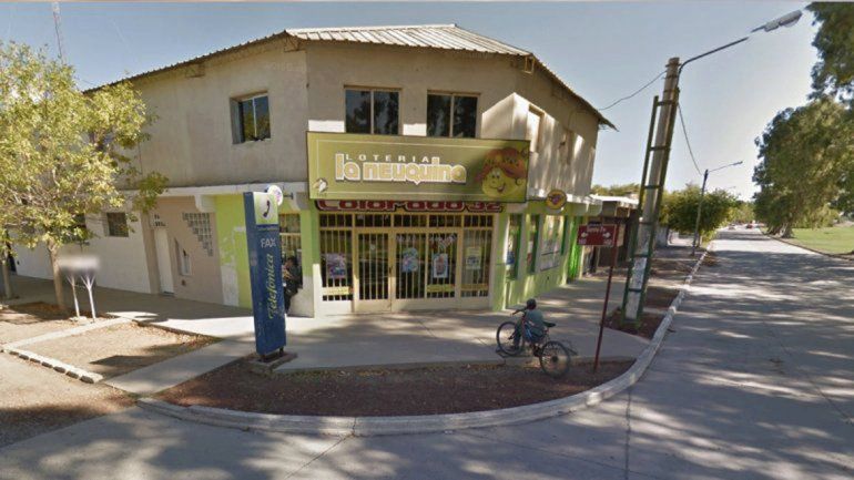 La sede del correo está ubicada sobre calle Santa Fe 115.