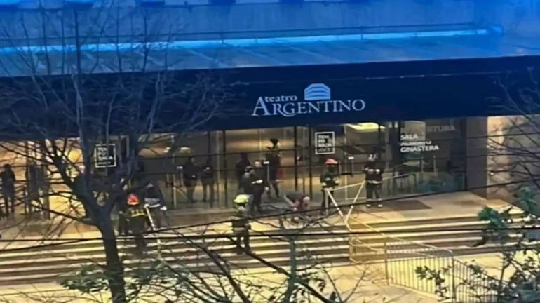 Se derrumbó el techo del teatro donde habló por última vez Cristina Kirchner