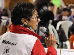 Angélica Lagunas quiere formar parte de la mesa de negociación con el gobierno. Angélica Lagunas quiere formar parte de la mesa de negociación con el gobierno.