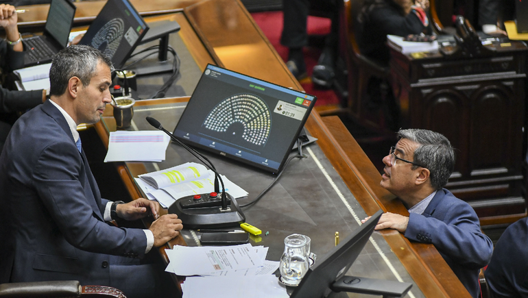 Germán Martínez, presidente del bloque de Diputados de Unión por la Patria, denunció irregularidades. Germán Martínez, presidente del bloque de Diputados de Unión por la Patria, denunció irregularidades.