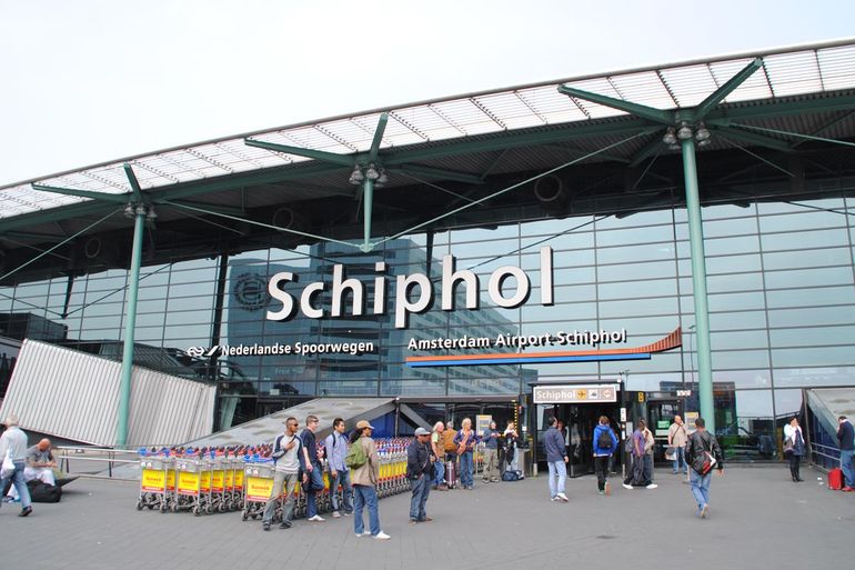 El aeropuerto de Schiphol, en Ámsterdam, donde se produjo el atraco. El aeropuerto de Schiphol, en Ámsterdam, donde se produjo el atraco.